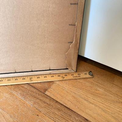 LOT 315: Vintage London England Wall Art, Books and Toy London Bus and Taxi in Original Package