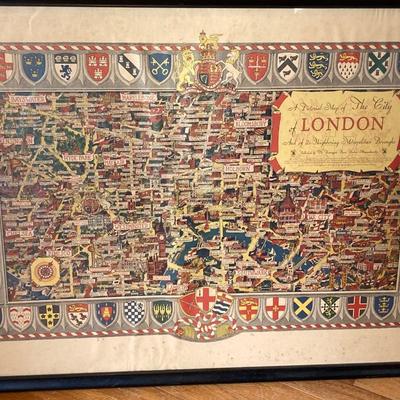 LOT 315: Vintage London England Wall Art, Books and Toy London Bus and Taxi in Original Package