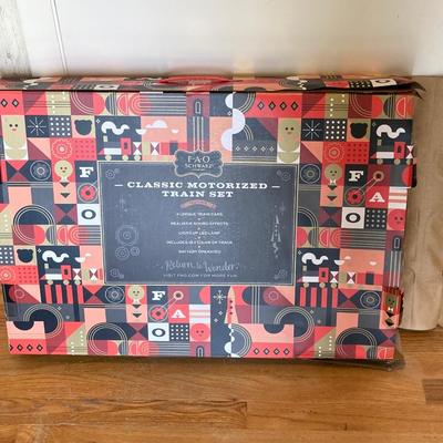 LOT 316: FAO Schwarz 30-Piece Motorized Train Set in Original Box