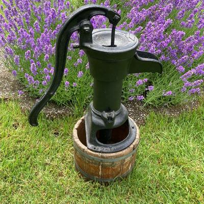 LOT 318: Vintage / Antique Cast Iron 2 - I Water Pump with Wooden Bucket Stand