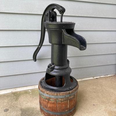 LOT 318: Vintage / Antique Cast Iron 2 - I Water Pump with Wooden Bucket Stand