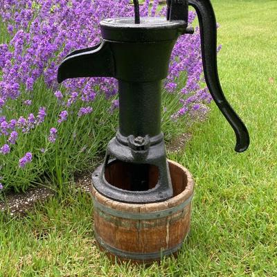 LOT 318: Vintage / Antique Cast Iron 2 - I Water Pump with Wooden Bucket Stand