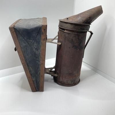 LOT 319: Antique / Vintage Bee Keepers Supplies Bee Smoker, Vintage Tins, Tokens, Notre Dame Matchbook and More