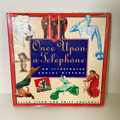 LOT 321: Banker's Desk Lamp with Informative Collectors Books