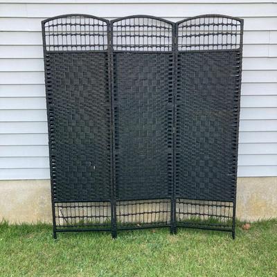 LOT 324: Black Woven Style 3 Panel Room Divider