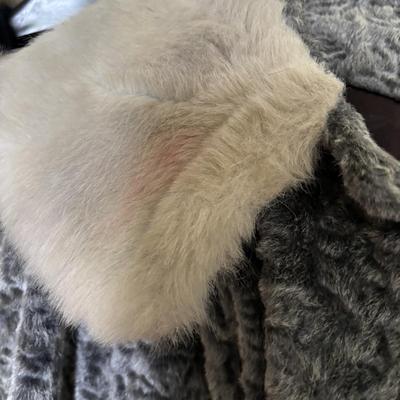 LOT 325 Vintage Fur Collared Coats: Helen Bick, Montclair NJ, Mary Lewis for Sears & Shagmor