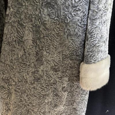 LOT 325 Vintage Fur Collared Coats: Helen Bick, Montclair NJ, Mary Lewis for Sears & Shagmor