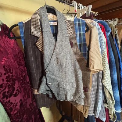 LOT 326: Vintage Clothing & Stage Production Clothing