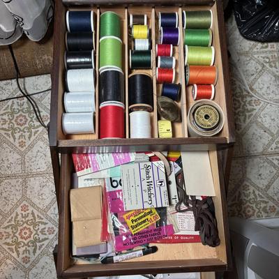 LOT 334: Large Sewing/Crafting Lot