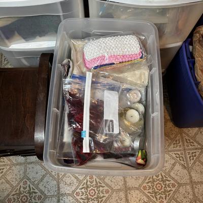 LOT 334: Large Sewing/Crafting Lot