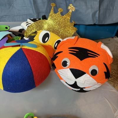 LOT 336: Fabulously Fun Lot of Animal Visors & Hats - This is an XXL Lot Sure to Keep Children Playing for Hours