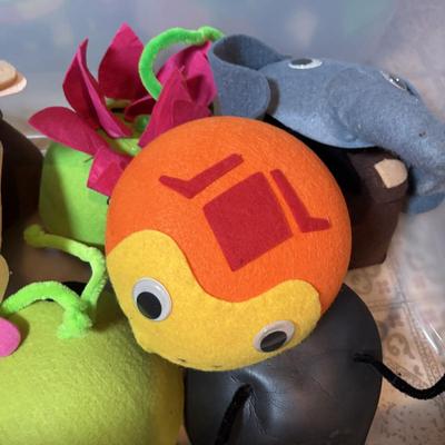 LOT 336: Fabulously Fun Lot of Animal Visors & Hats - This is an XXL Lot Sure to Keep Children Playing for Hours