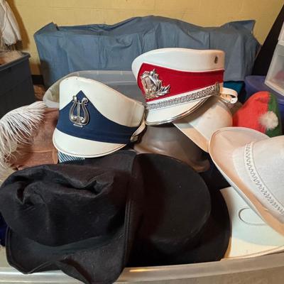 LOT 337: Vintage & Stylish Hats