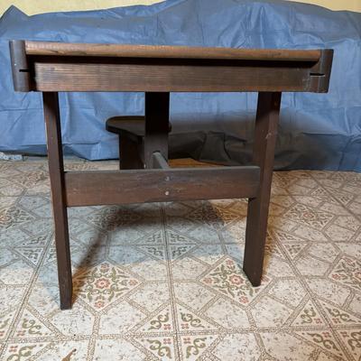 LOT 339: Vintage Children" Desk & Chalkboard, Erector Set Box, Pink Metal Stove along with 4 Children's Books
