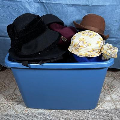 LOT 343: Vintage & Stylish Hats: Great Stage Props! Hat Collecting! Playtime! or Even a Tea Party!