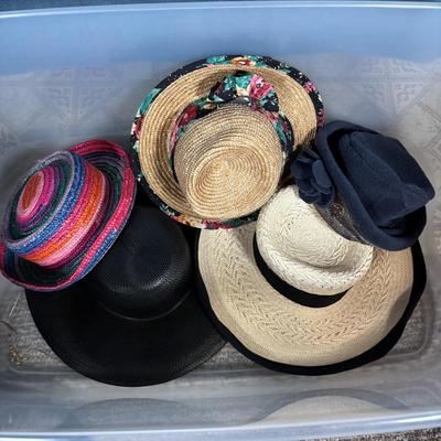 LOT 344: Vintage & Stylish Hats: Great Stage Props! Hat Collecting! Playtime! or Even a Tea Party!