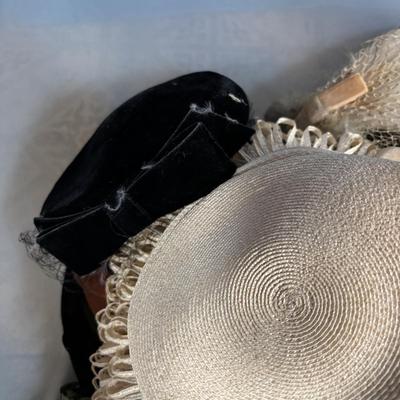 LOT 346: Vintage & Stylish Hats: Great Stage Props! Hat Collecting! Playtime! or Even a Tea Party!