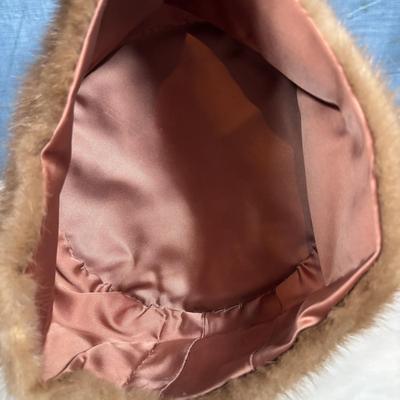 LOT 347: Vintage Fur & Faux Fur Collection: Hats, Collars & Cuffs