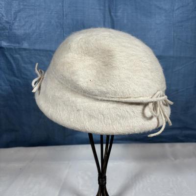 LOT 350: Vintage Hat Collection: Sheraton, Lit Brothers, Angorette Fur, Winkelman's & More