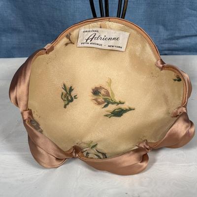 LOT 351: Ladies Vintage Hat Collection: E. Chard Doerr of Vineland NJ, Peach Bloom Velour, Annette Millinery and Duchess