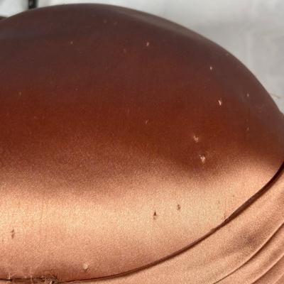 LOT 351: Ladies Vintage Hat Collection: E. Chard Doerr of Vineland NJ, Peach Bloom Velour, Annette Millinery and Duchess
