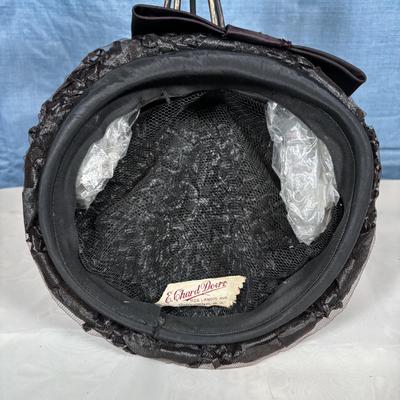 LOT 351: Ladies Vintage Hat Collection: E. Chard Doerr of Vineland NJ, Peach Bloom Velour, Annette Millinery and Duchess