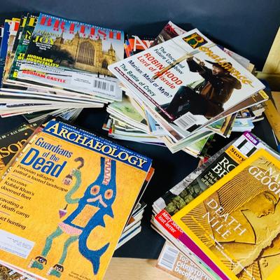 LOT 354: Large Assortment of Magazines Including Smithsonian, British Heritage, Renaissance, Archaeology, and More