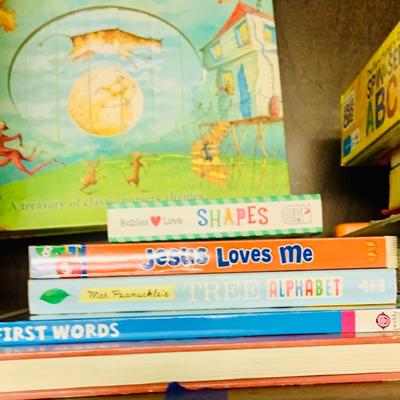 LOT 371: Collection of Children’s Books, Puzzles and Games Featuring Winnie The Pooh and Others