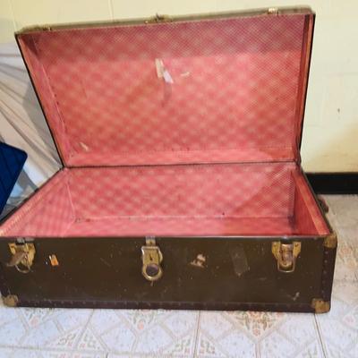 LOT 374: Vintage Brown Steamer Trunk