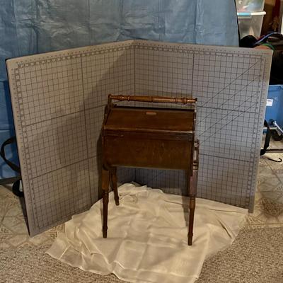 LOT: 378: Large Crafting & Sewing Lot: Fabric, Sewing Mat, Thread, Crochet Needles etc.