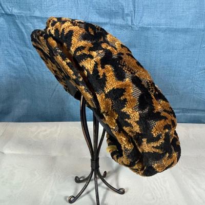 LOT 379: Vintage Hat & Cap Collection: Levis, Kangol, Empire State Caps & More