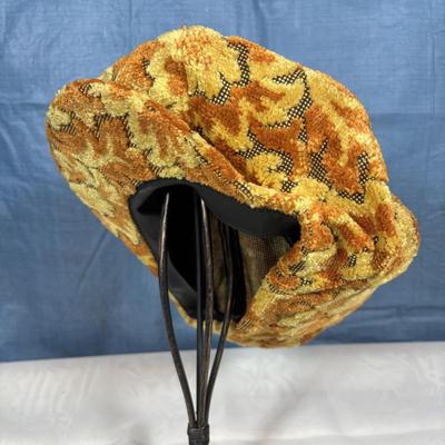 LOT 379: Vintage Hat & Cap Collection: Levis, Kangol, Empire State Caps & More
