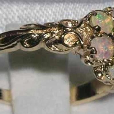 9K Yellow Gold Natural Emerald & Opal Dainty Daisy Flower Cluster Ring
