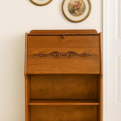 Vintage Oak Drop-Front Secretary Desk with Carved Detail – Classic Storage & Display