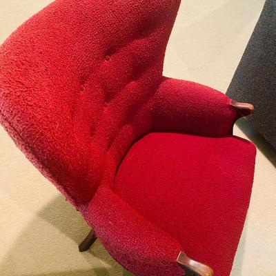 Vintage Tufted Wingback Armchair – Red Textured Upholstery, Queen Anne Legs