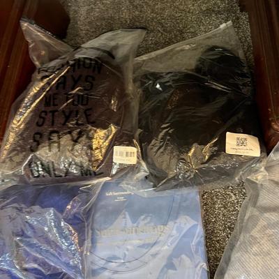 Huge Lot NWT New Women’s Clothes sz. L-XXL