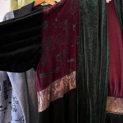 12 Pc. Lot Designer Ahni Women's Clothing Sz L-XL "Wearable Art"