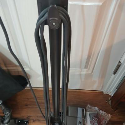 Shark Upright Vacuum with Attachments – Full Set + Accessories
