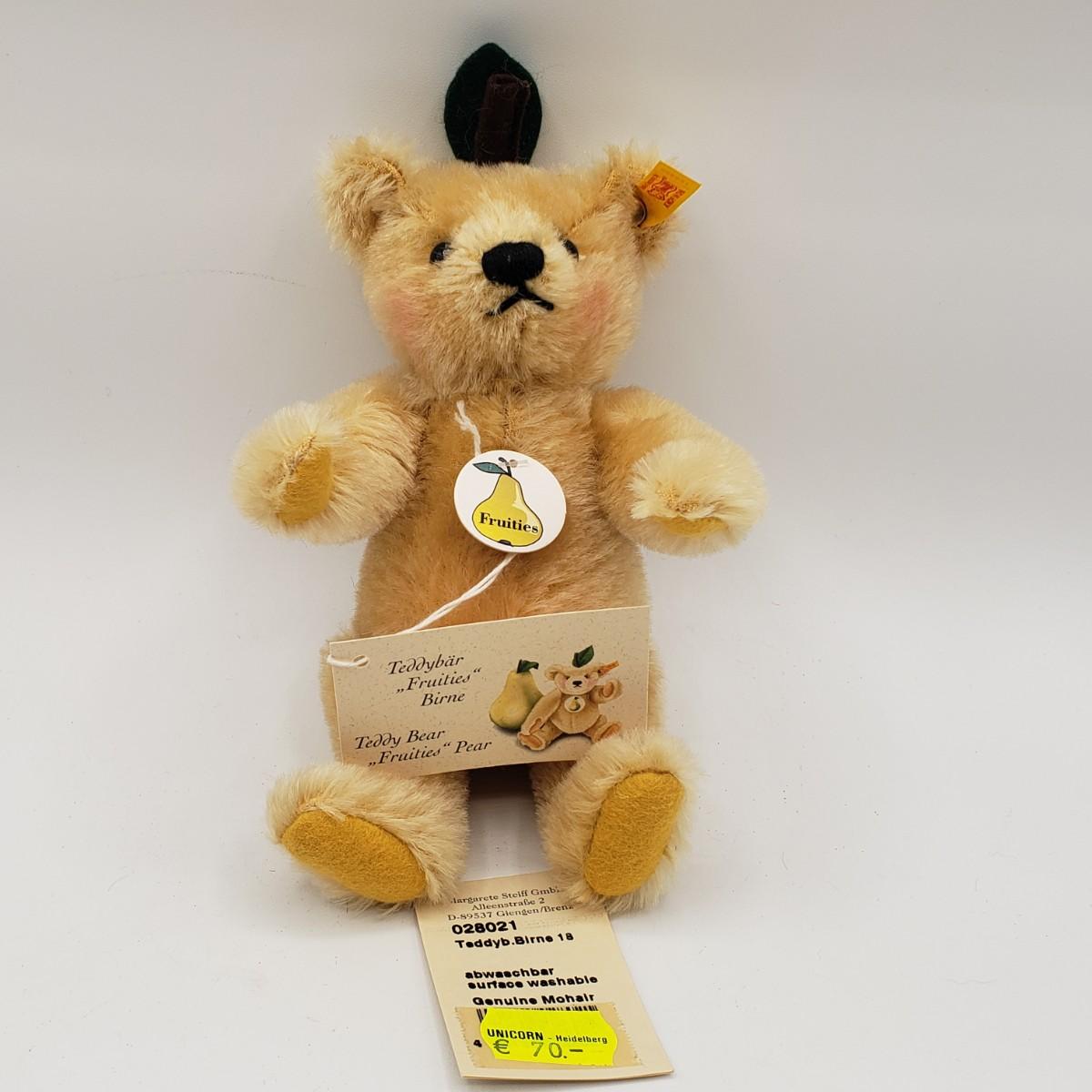 LOT 44: Steiff Fruities Teddy Bear Collection; Pumpkin, Plum