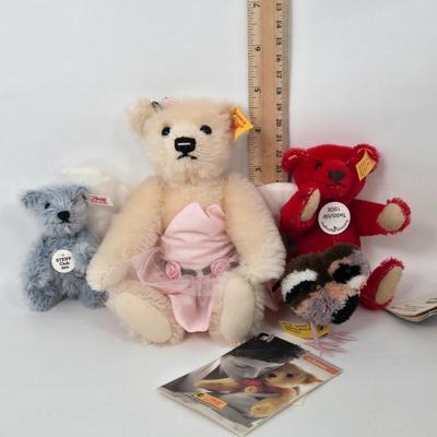 LOT 80: Steiff Replica of 1880 Felt Elephant, Fairy Bear, Wool Pompom Bird, Red Bear, and Steiff Cub Teddy Bear in it's Original Box