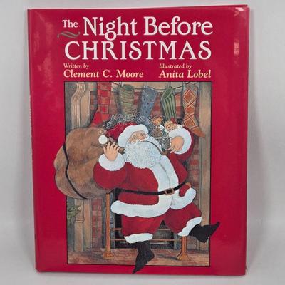LOT 86: Vintage Dick Tracy Novelty Camera, The Night Before Christmas Book, and Metal Doll House Furniture