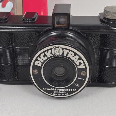 LOT 86: Vintage Dick Tracy Novelty Camera, The Night Before Christmas Book, and Metal Doll House Furniture