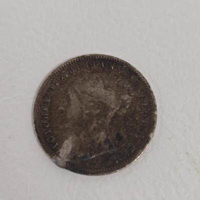 LOT 109: Antique U.S. and International Coins