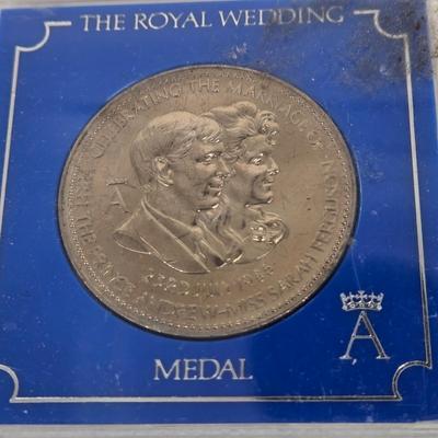 LOT 111: United Kingdom, Vatican Coins and More