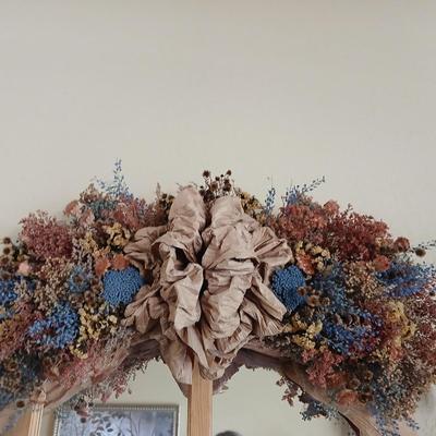 Rustic Wall Decor Lot – Dried Floral Window Mirror & Teddy Bear Grapevine Wreath and faux bouquet of flowers for color!