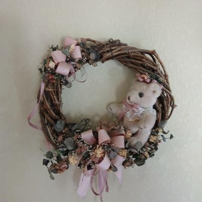 Rustic Wall Decor Lot – Dried Floral Window Mirror & Teddy Bear Grapevine Wreath and faux bouquet of flowers for color!