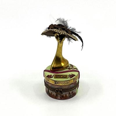 Sale Photo Thumbnail #232: Limited Edition 27 out of 400
Measurements:
3.5" in height