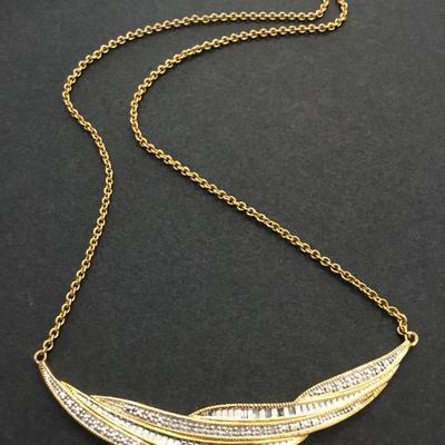 Beautiful Danberry, mint Gold plated, forever diamond necklace