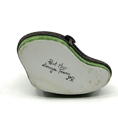 Sale Photo Thumbnail #241: Measurements:
2.75" in height, 2.75" in width