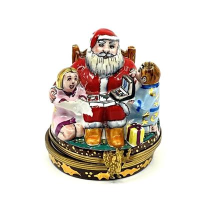 Sale Photo Thumbnail #247: There are small presents inside of trinket, trinket box does not lock
Measurements:
2.5" in height, 2.25" in diameter